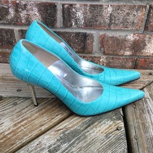 Steve Madden Teal Crocodile Tarrah Heels